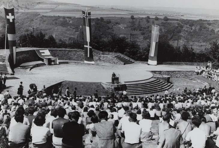 International camp for European Youth at the Loreley, Germany, 1951. HAEU, CS 94