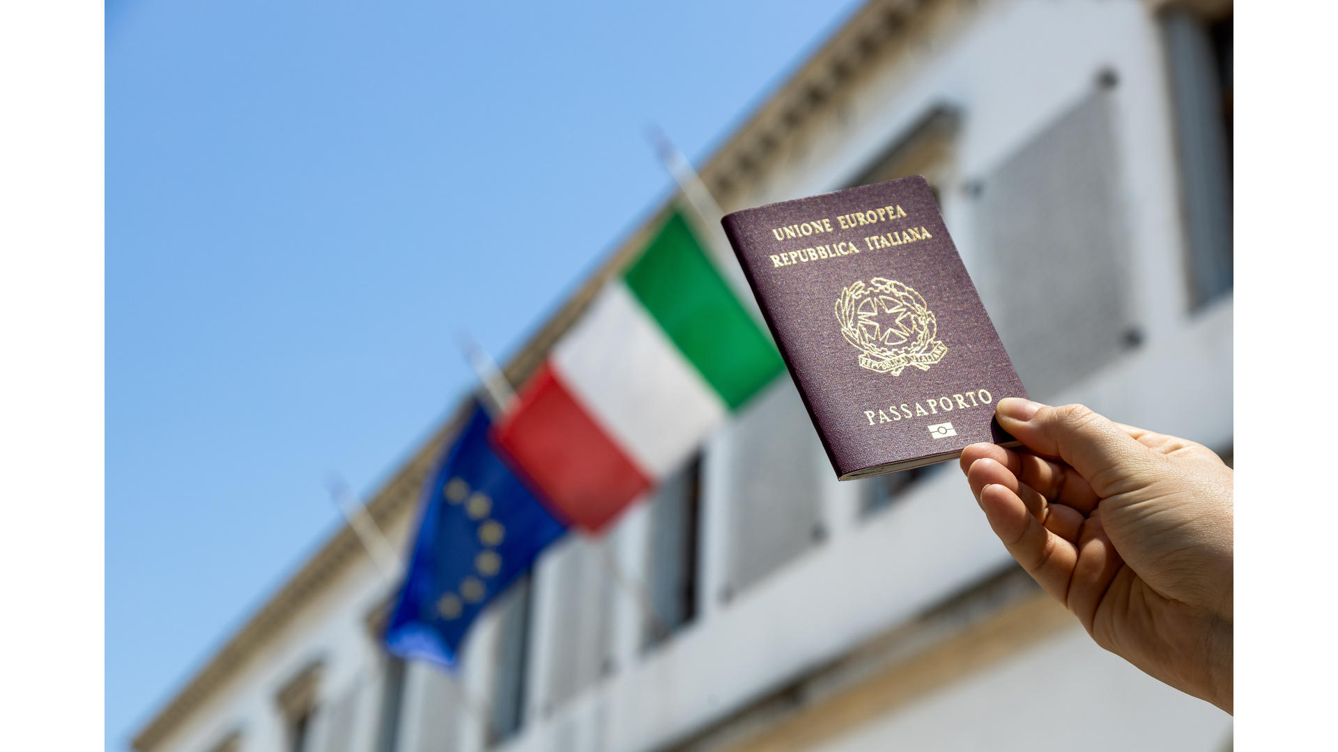 Italian passport and flag plus EU flag_1920x1080_fit
