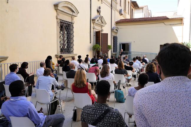 STG-Buontalenti-listening