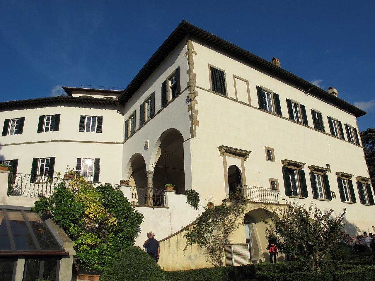 Economics Departmental Library opens at Villa La Fonte