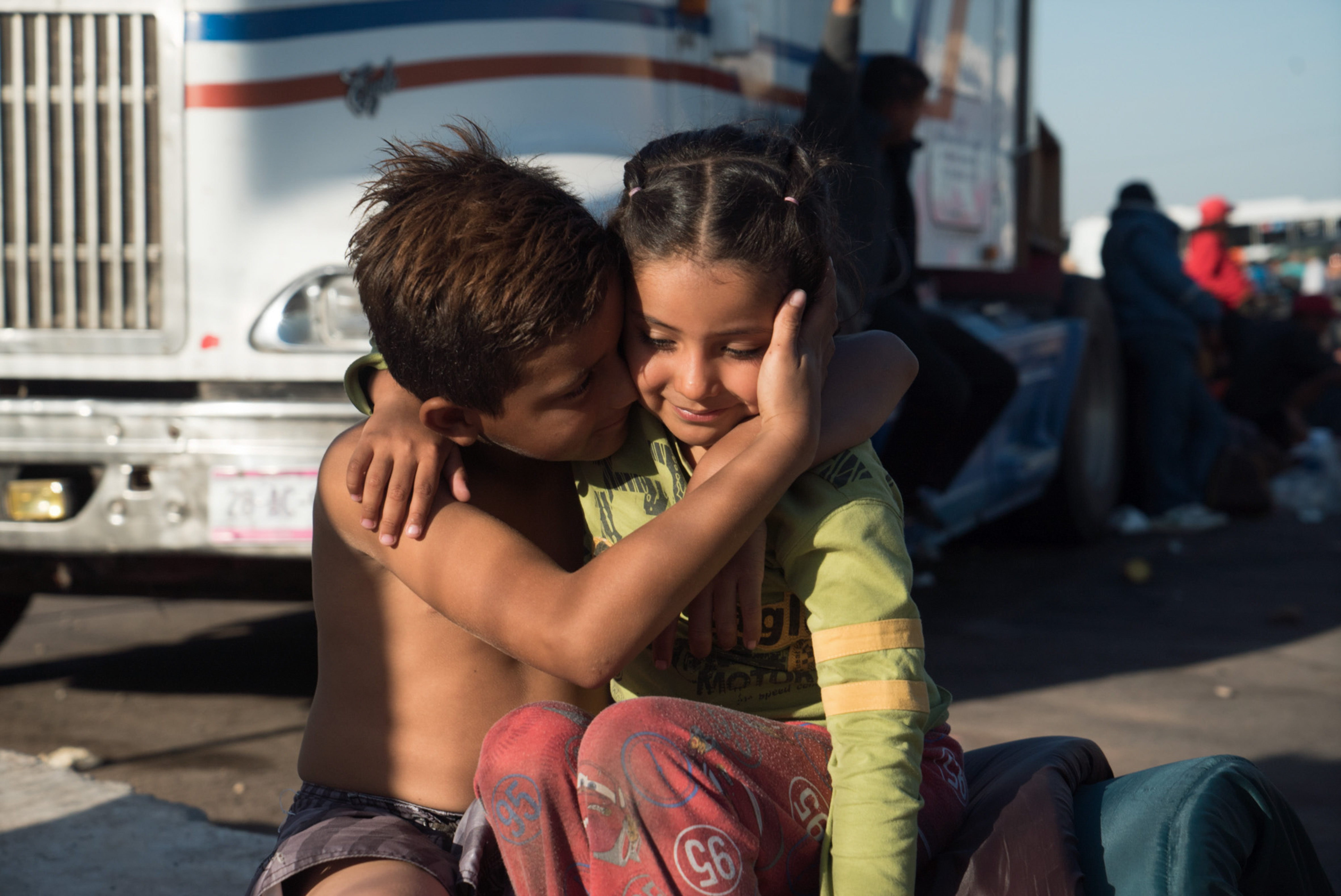 Fundraiser: Photo Exhibition ‘Walking with the Caravan: Central American Exodus of 2018’
