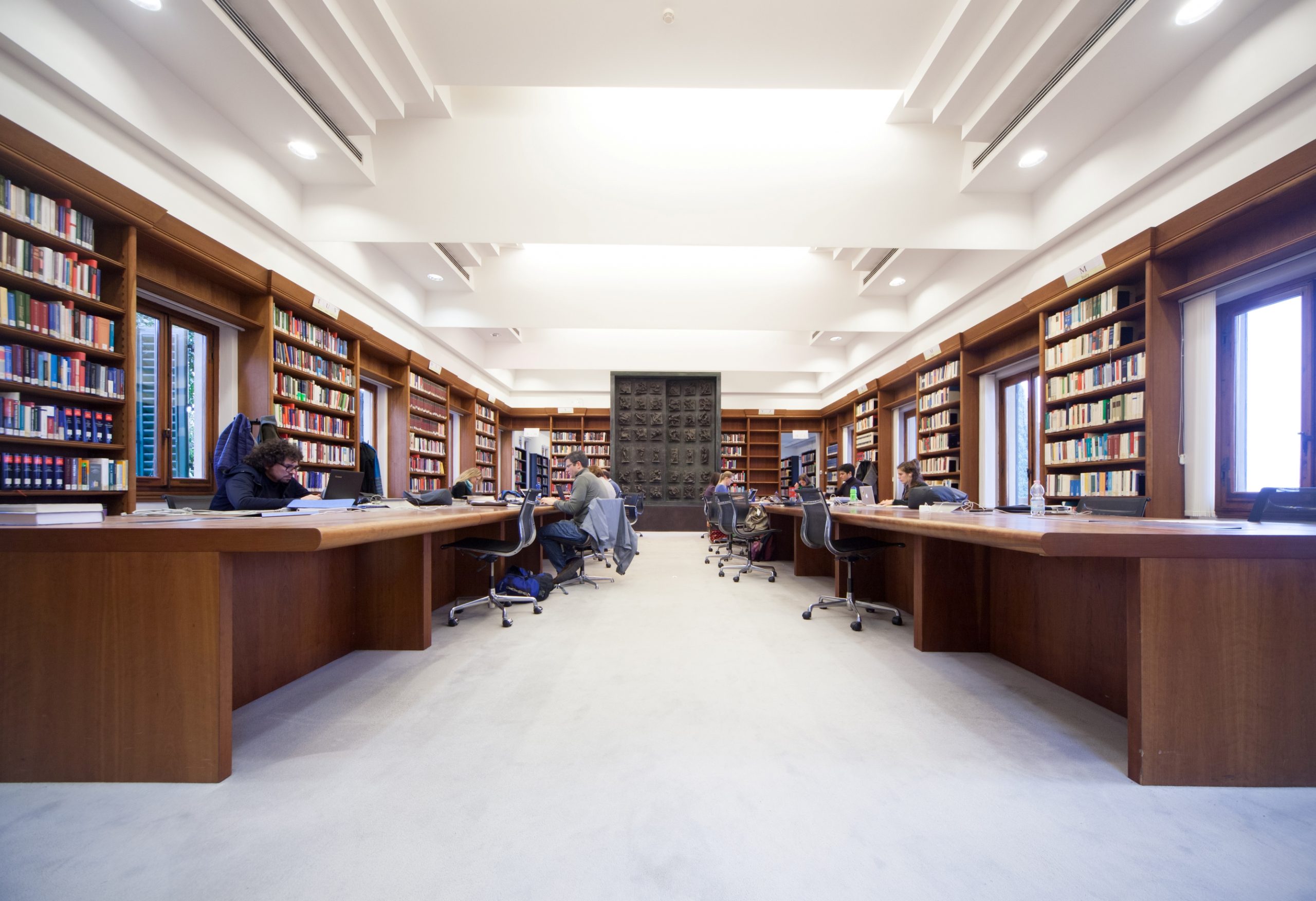 Law Collection: new acquisitions and subscriptions