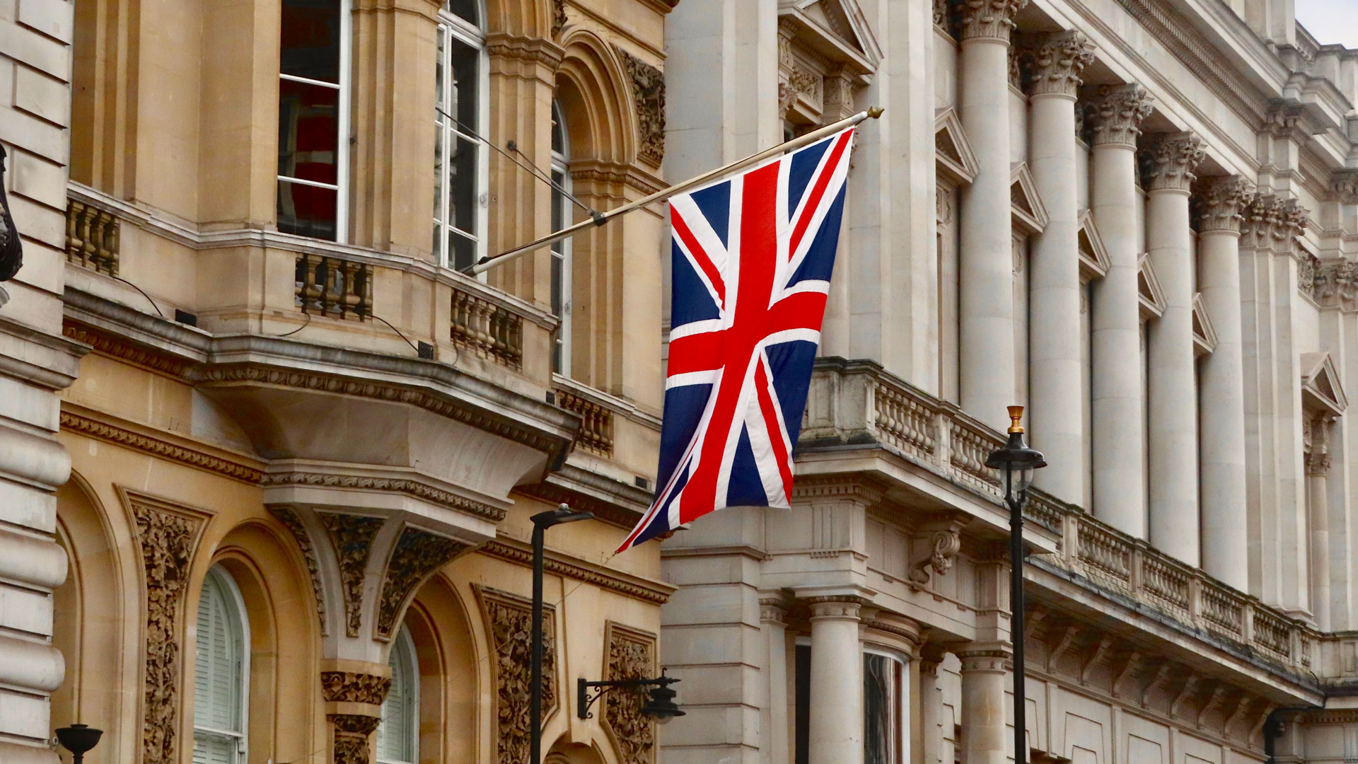 United-Kingdom-flag-cover