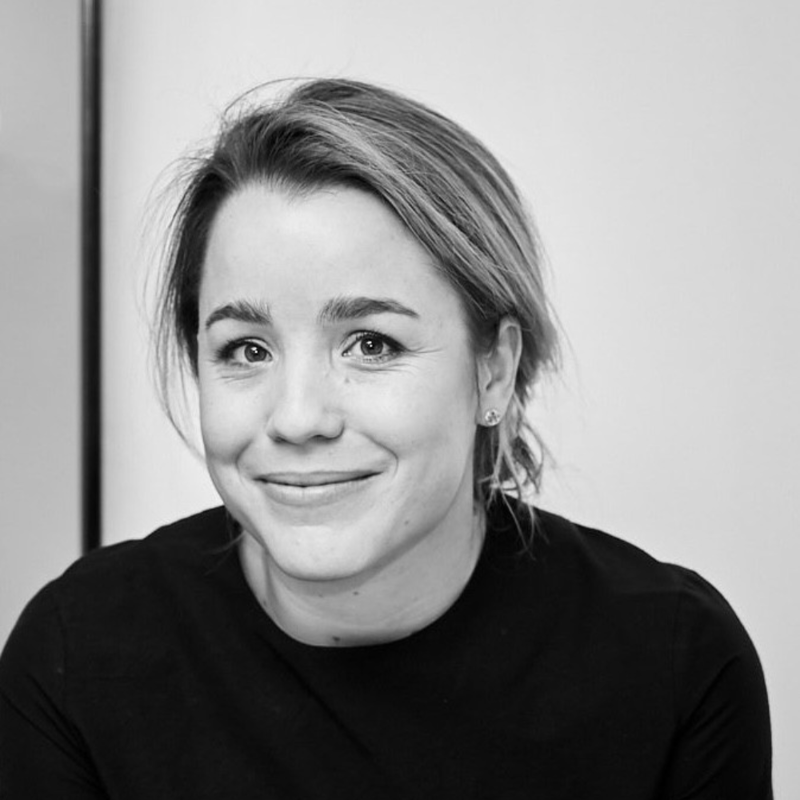 Portrait picture of Anri van der Spuy