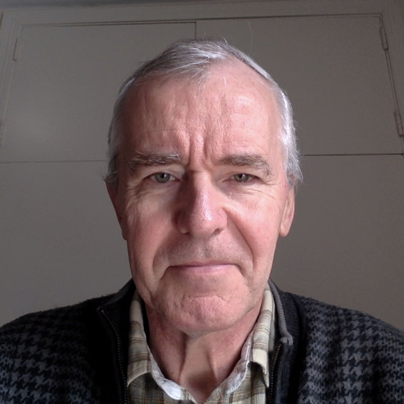 Portrait picture of Bob Traa