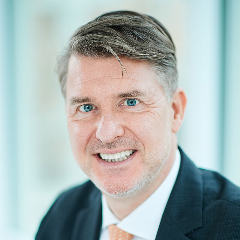 Portrait picture of Rainer Riess