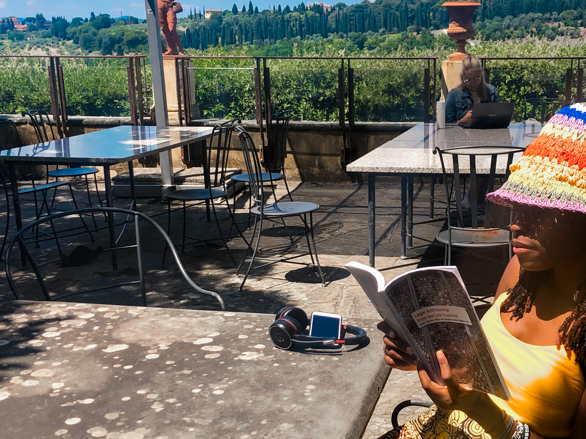 Reading-a-book-about-legal-antropology-from-the-low-countries