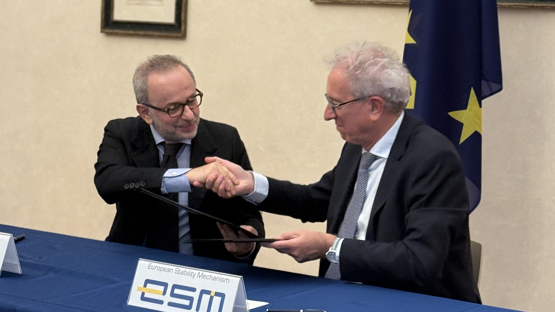 esm signing contensis