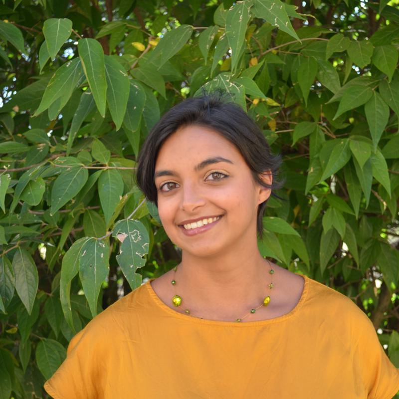 Portrait picture of Aruna Michiels