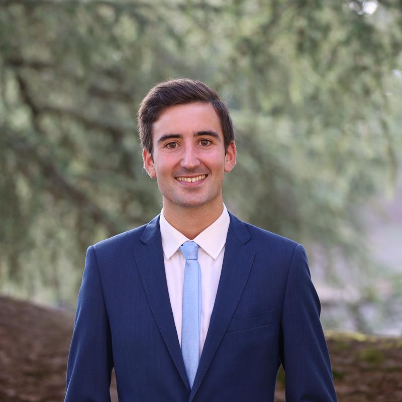 Portrait picture of Adrian Rubio