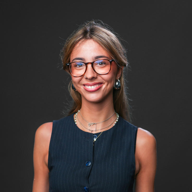 Portrait picture of Abril Armengol