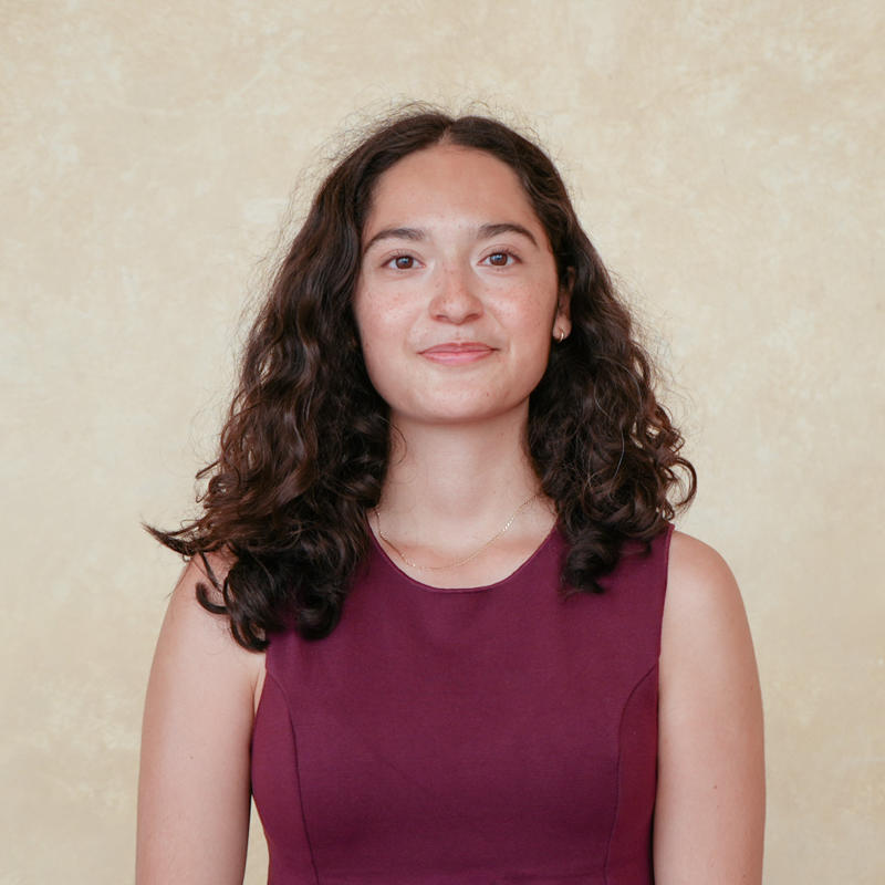 Portrait picture of Amélie Ruiz-Dormet