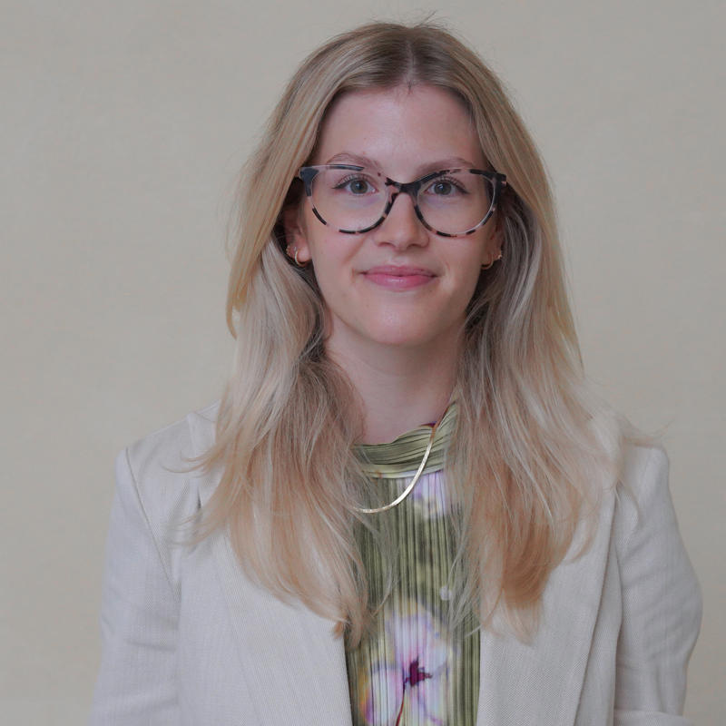 Portrait picture of Andrijana Zivic