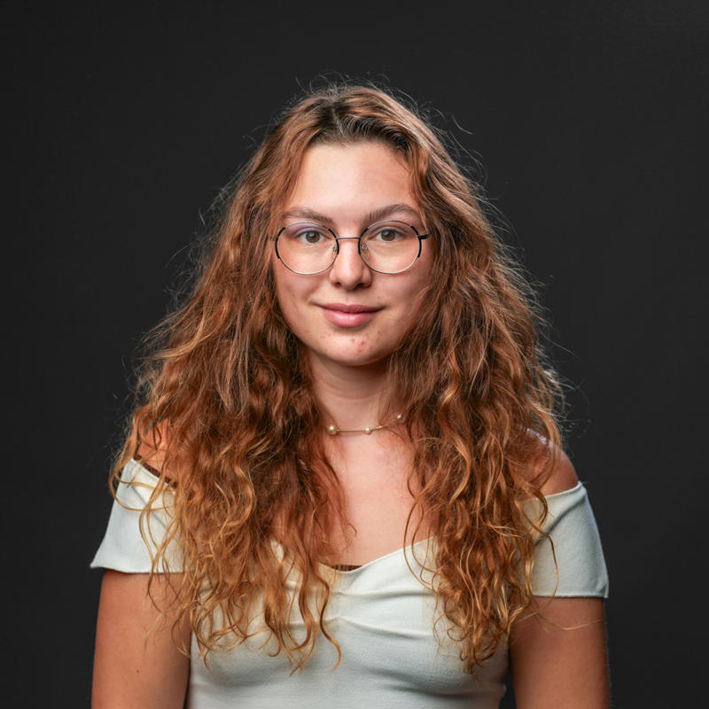 Portrait picture of Arianna Stech