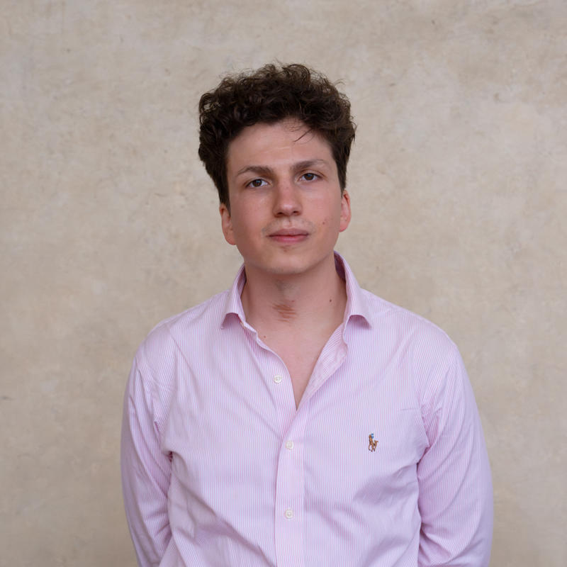 Portrait picture of Bartosz Biskup