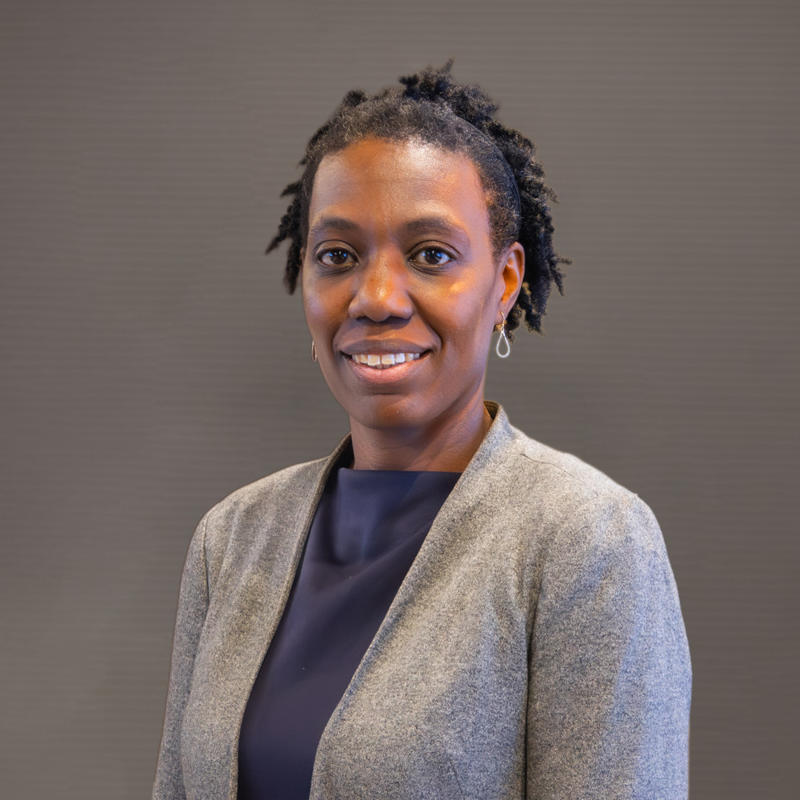 Portrait picture of Brandi Meredith