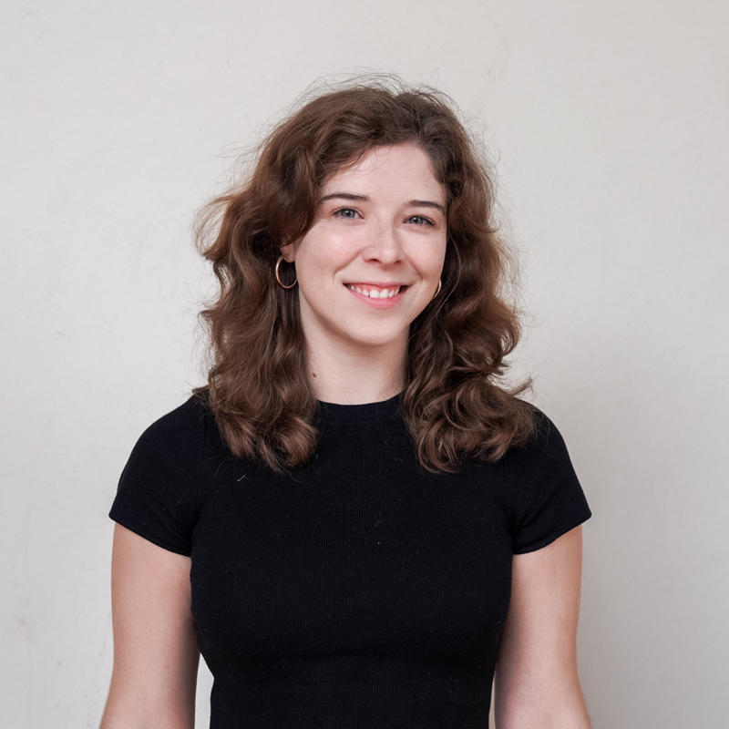 Portrait picture of Carla Revilla