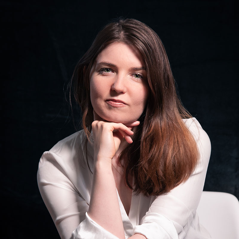 Portrait picture of Claire Boine