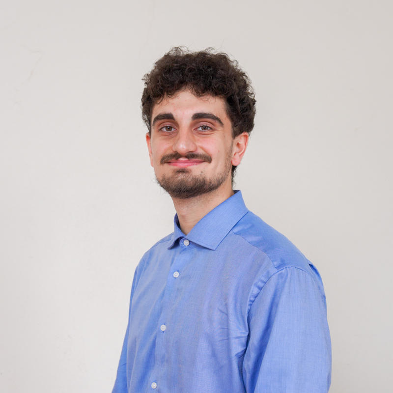 Portrait picture of Dario De Falco