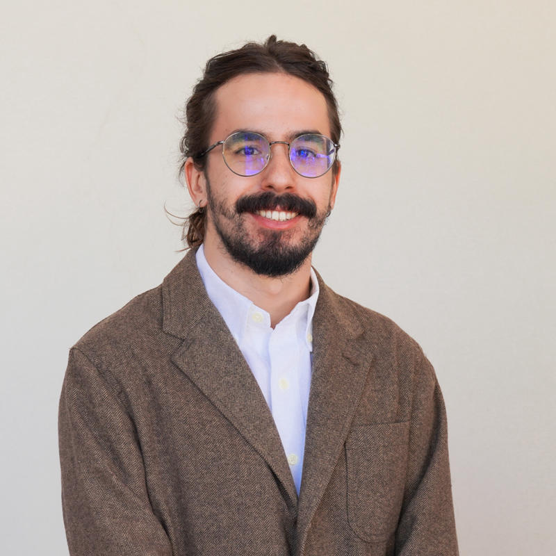 Portrait picture of Filipe Pereira