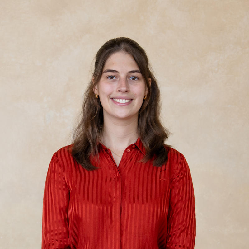 Portrait picture of Hanna Gesang