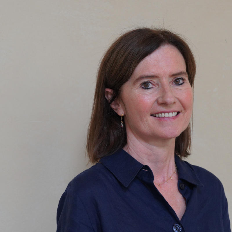 Portrait picture of Gráinne De Búrca