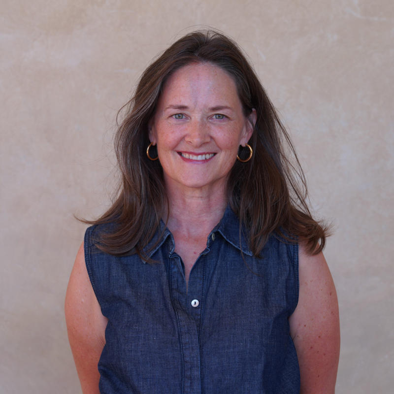 Portrait picture of Jacqueline Gordon