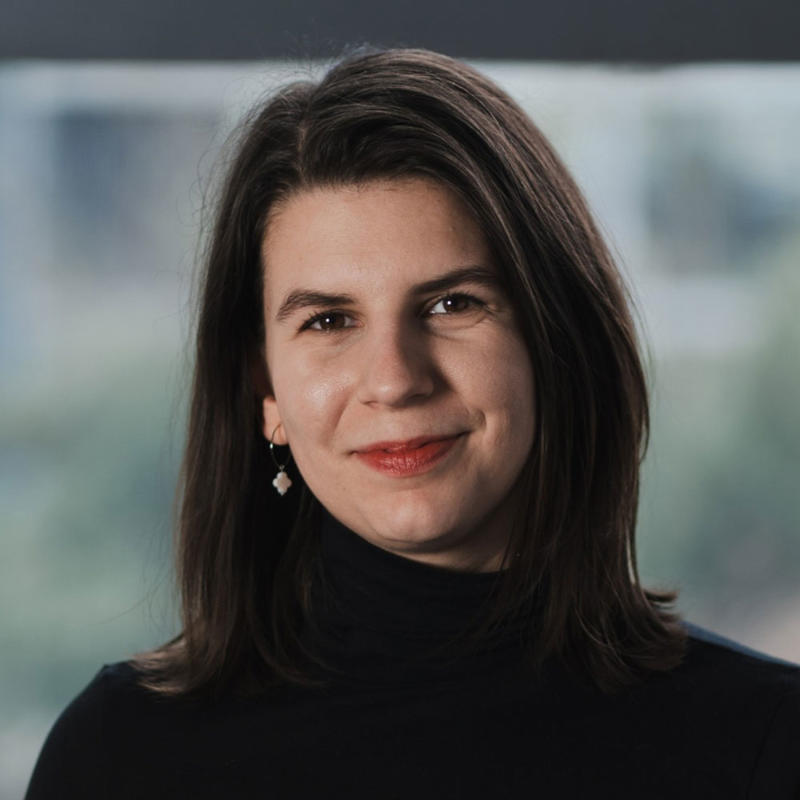 Portrait picture of Lucie Vodvarkova