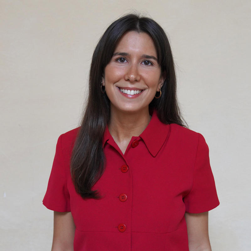 Portrait picture of Estela Lopes