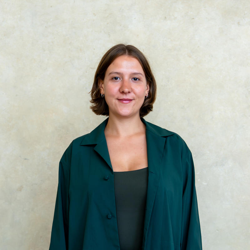 Portrait picture of Marlies Hofmann