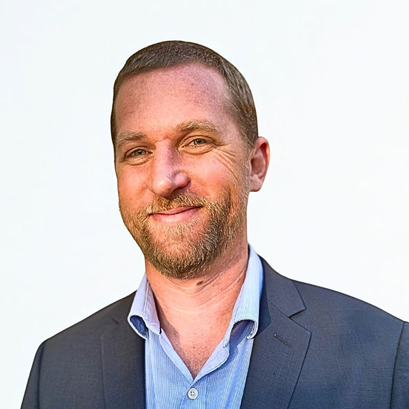 Portrait picture of Michael Guterbock