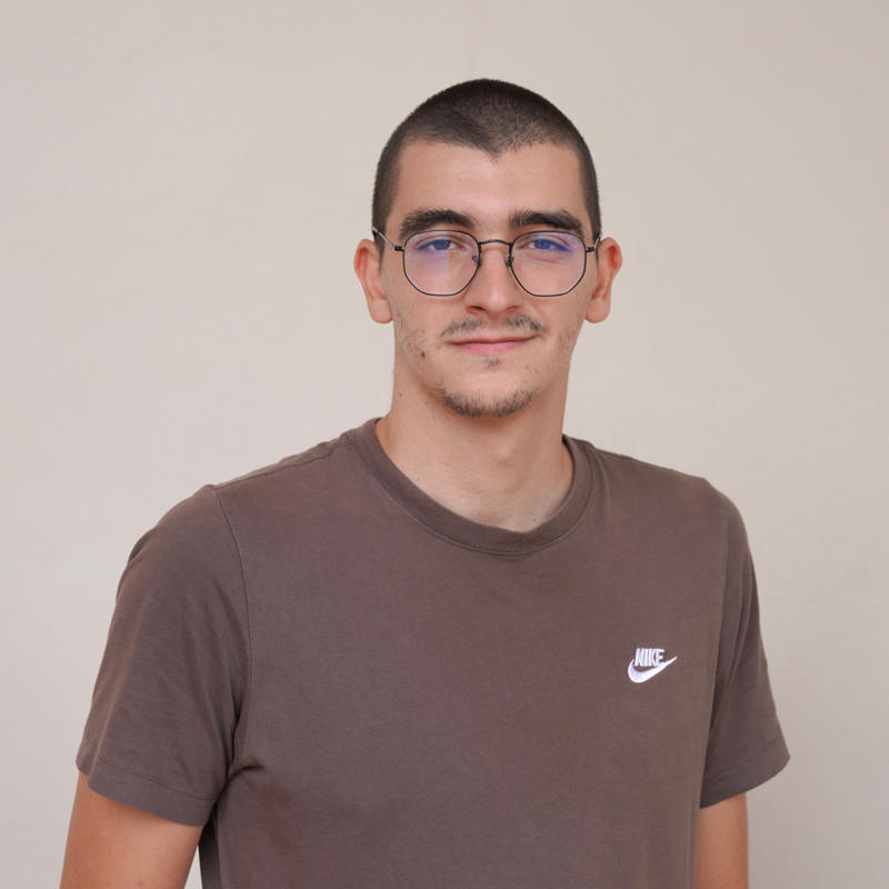 Portrait picture of Miguel Nunes