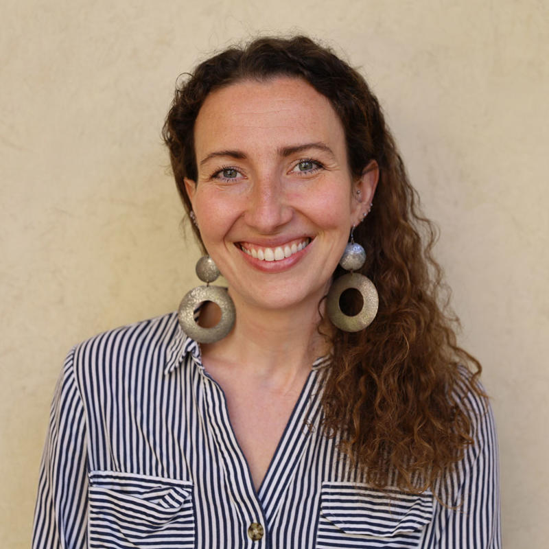 Portrait picture of Jennifer Linda Monti