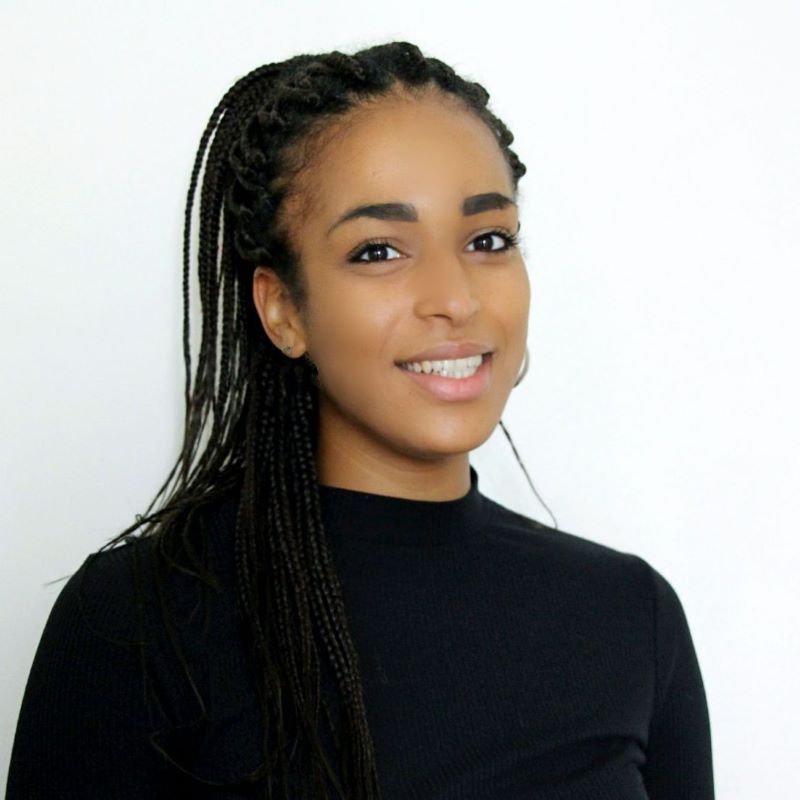 Portrait picture of Noemi Epote'