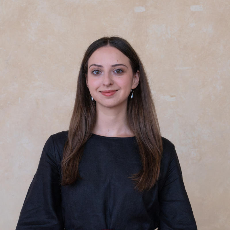 Portrait picture of Megan Osadzinski