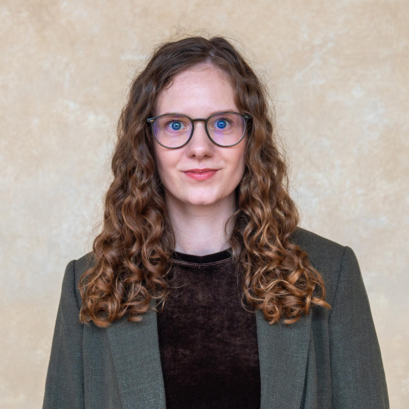 Portrait picture of Joanna Przybys