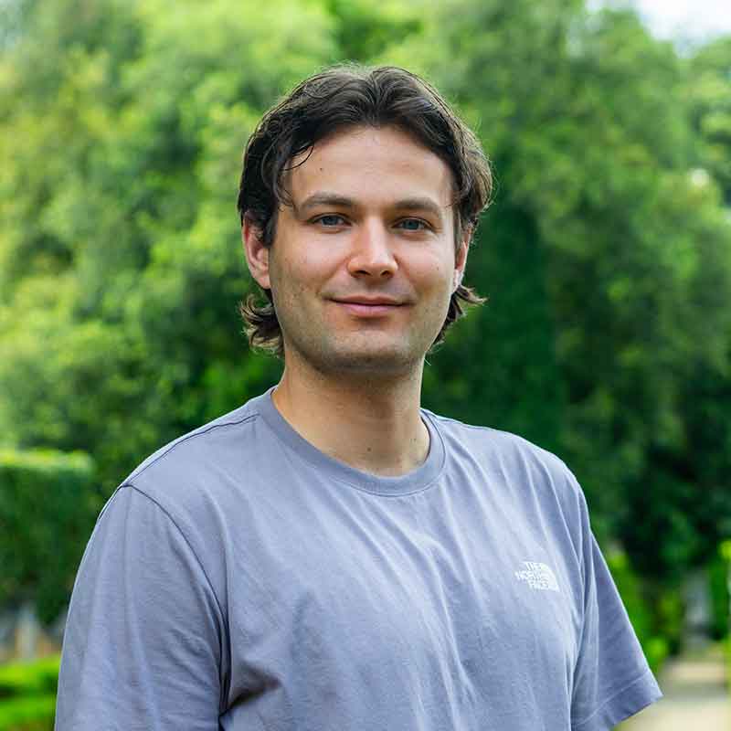 Portrait picture of Peer Valentin Brigger