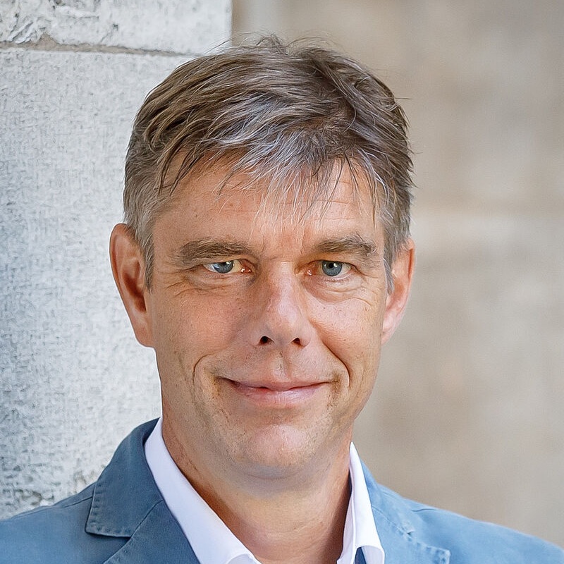 Portrait picture of Philipp Ther