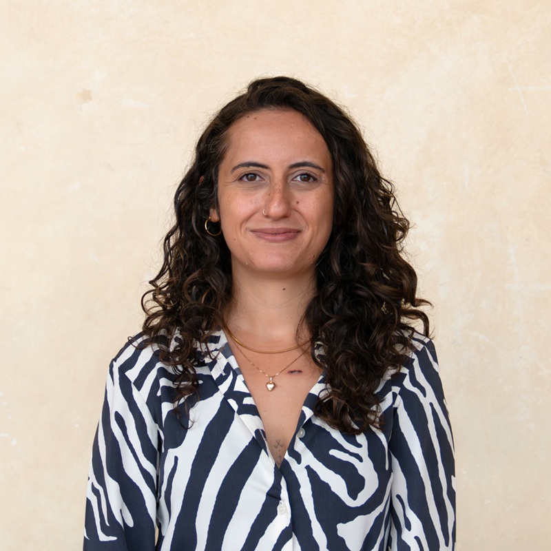 Portrait picture of Ronay Bakan