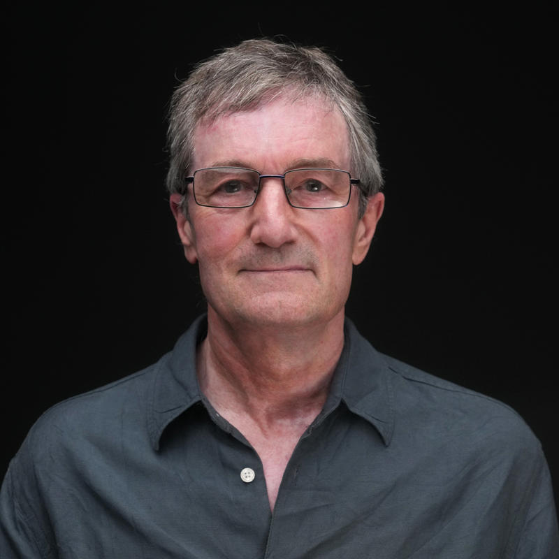 Portrait picture of Simon Blakey