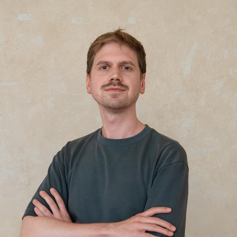 Portrait picture of Lennart Schürmann