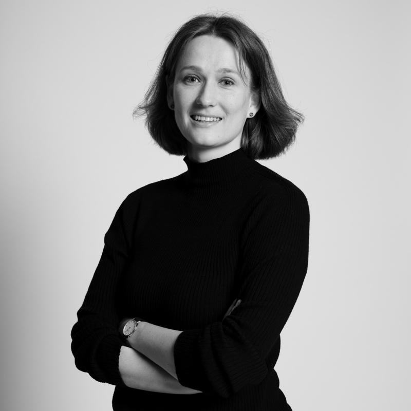 Portrait picture of Julia Schweers