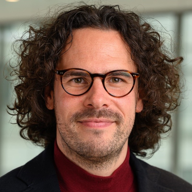 Portrait picture of Sebastian Diessner