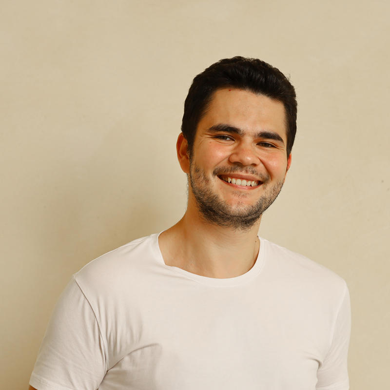 Portrait picture of Selcukhan Unekbas