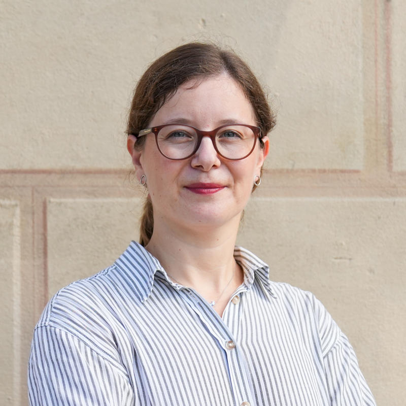 Portrait picture of Silvia Suteu
