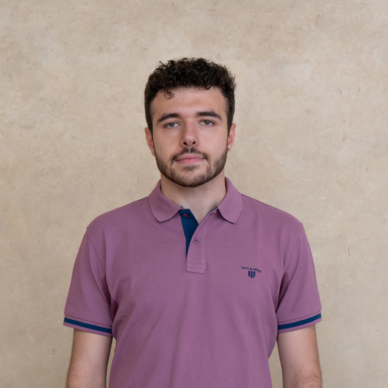 Portrait picture of Tzanis Tragakis