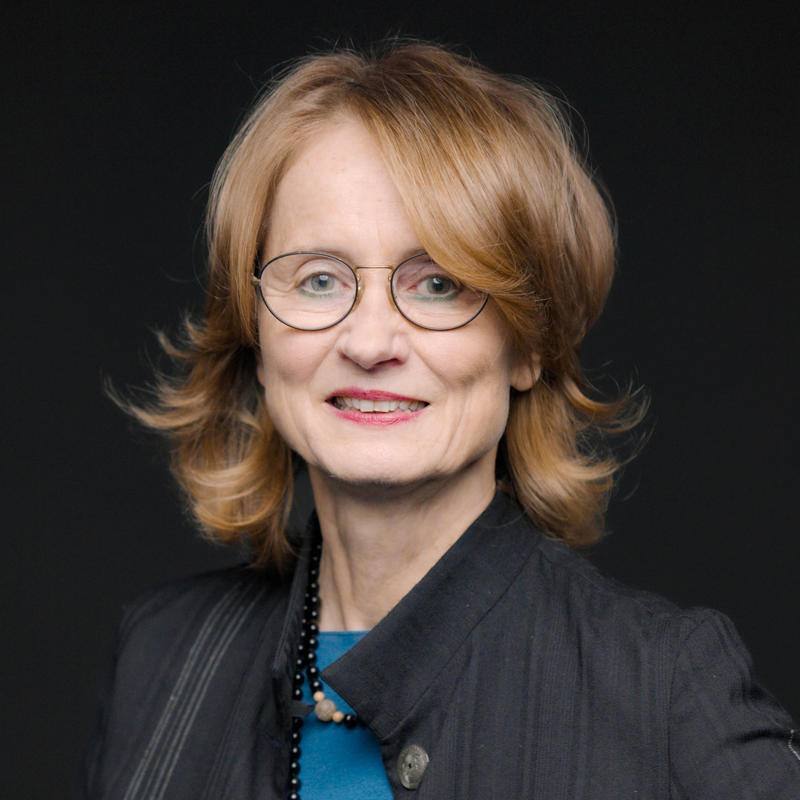 Portrait picture of Ulrike Liebert