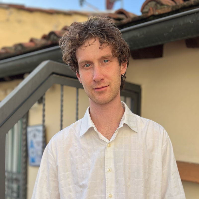 Portrait picture of Viktor Blum