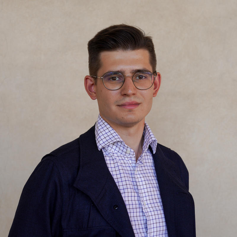 Portrait picture of Jakub Sawicki