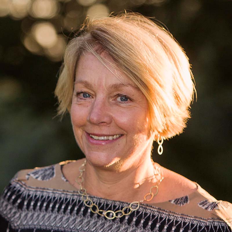 Portrait picture of Leigh Hancher